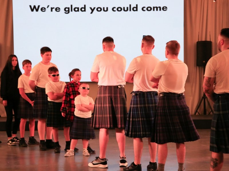 Dundee RepBesideMe